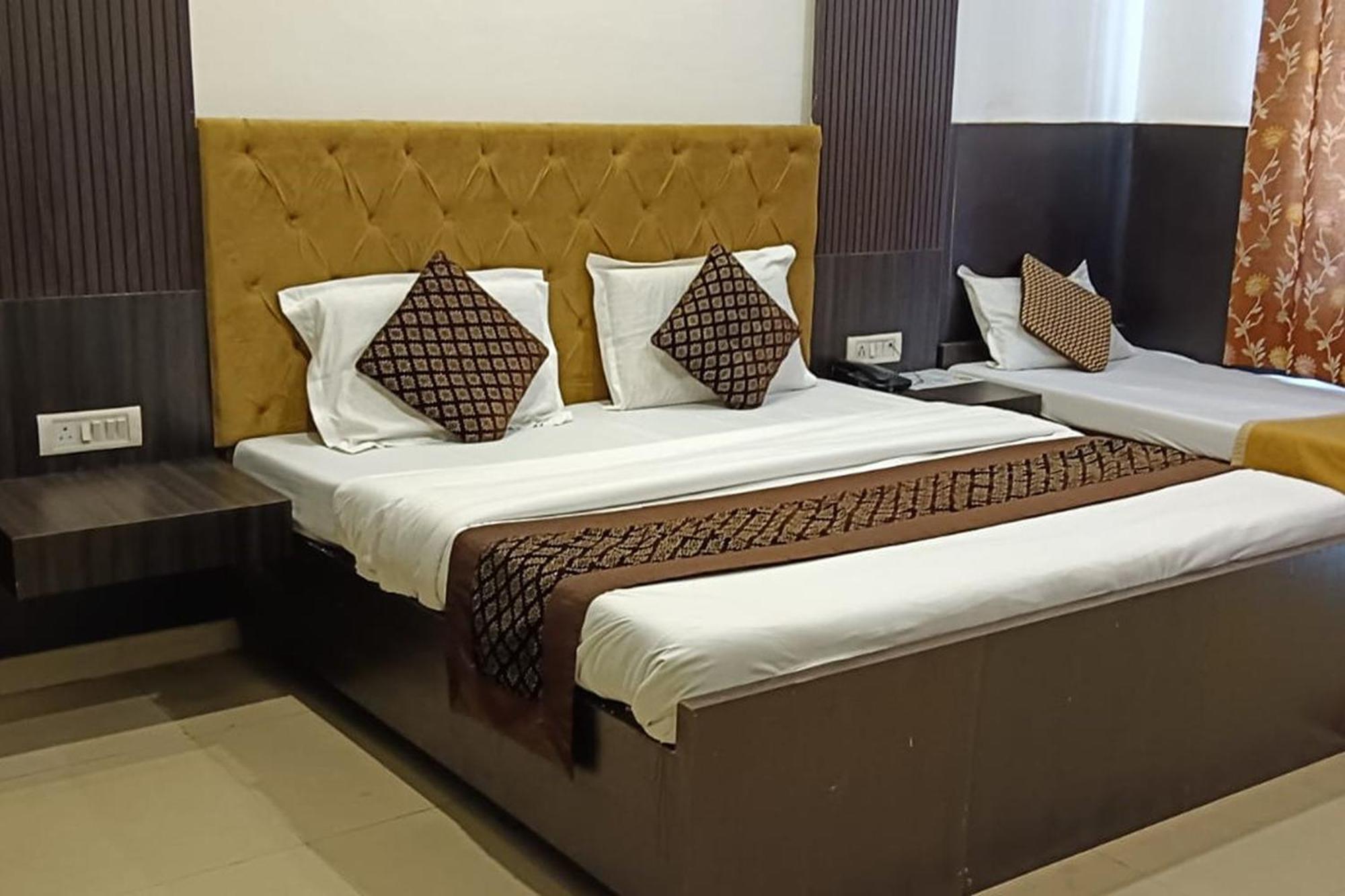 Hotel Shree Kanta Gurgaon Luaran gambar