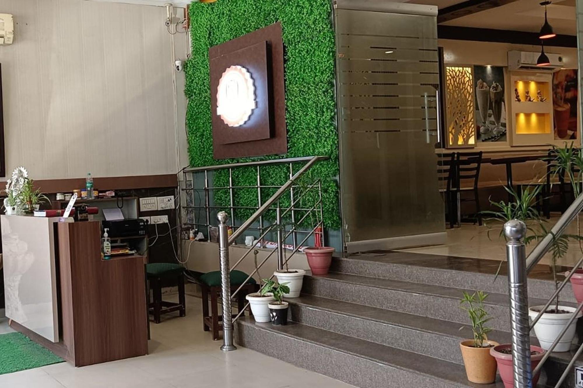Hotel Shree Kanta Gurgaon Luaran gambar