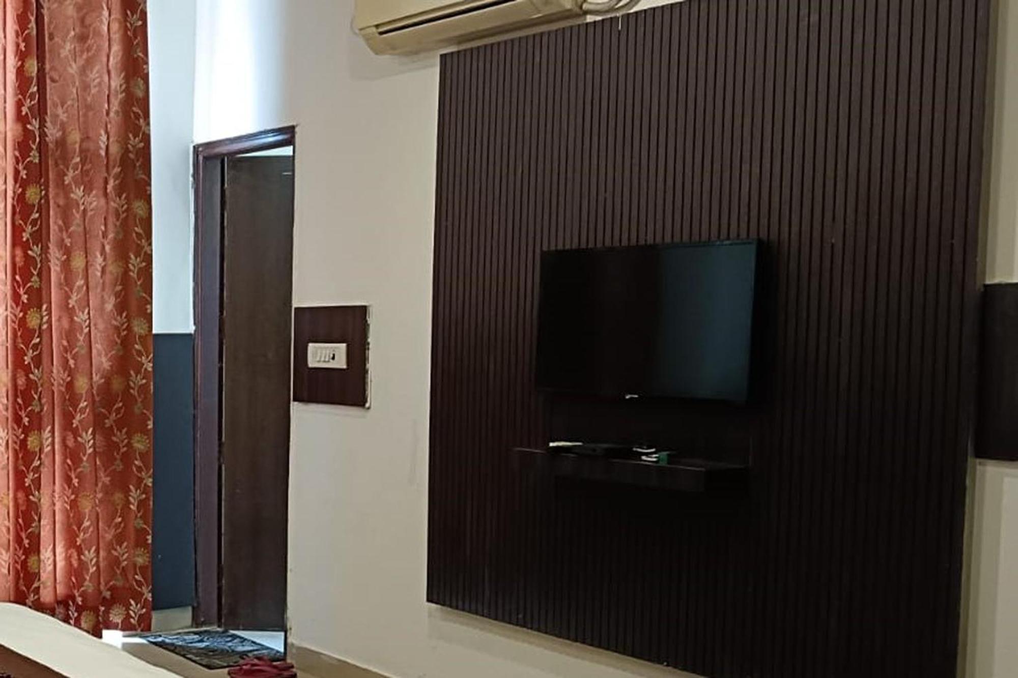 Hotel Shree Kanta Gurgaon Luaran gambar